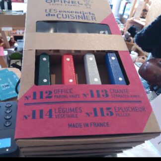 COFFRET LES ESSENTIELS DU CUISINIER COULEUR CLASSIQUE OPINEL